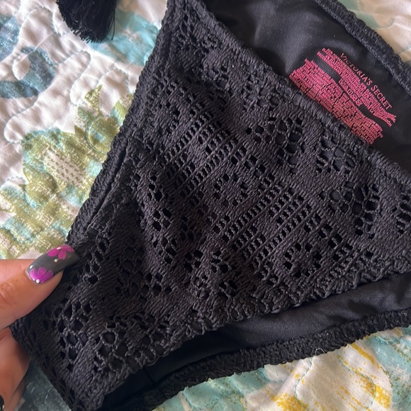 Victoria secret bikini bottoms - Picture 2 of 3